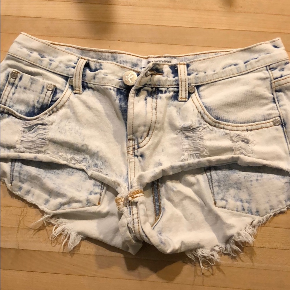 One Teaspoon (Bonitas) shorts